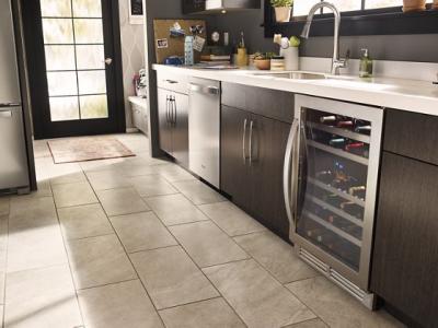 Whirlpool built store in wine cooler