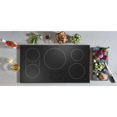 36" Café Built-In Touch Control Induction Cooktop in Black - CHP90361TBB