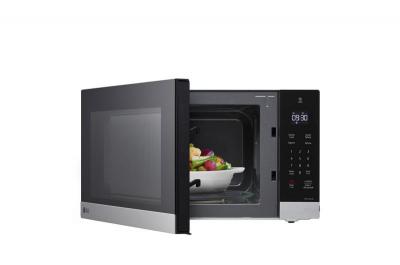 22" LG 1.5 Cu. Ft. NeoChef Countertop Microwave - MSER1590C