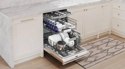 24" Thermador Integra Pro Dishwasher - DWHD640EFP